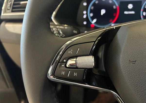 Skoda Superb cena 155190 przebieg: 1, rok produkcji 2023 z Dolsk małe 704